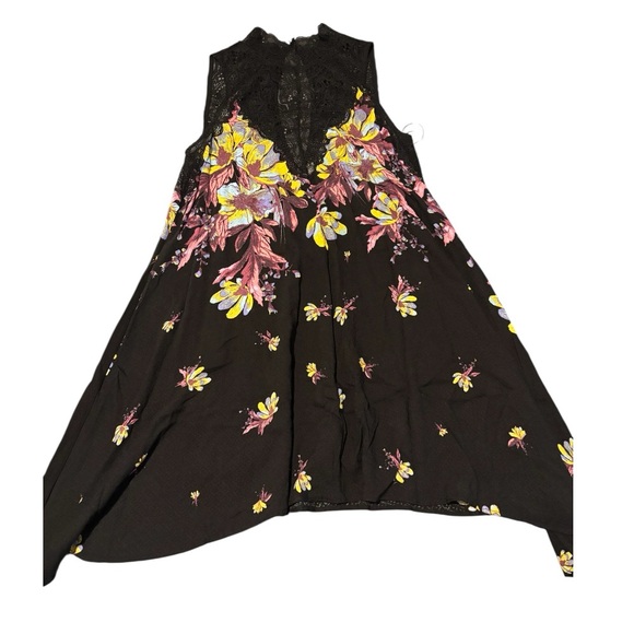 Free People Dresses & Skirts - Free People Black Floral Mini Dress